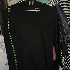 VOGO Athletica Black Long Sleeve Top